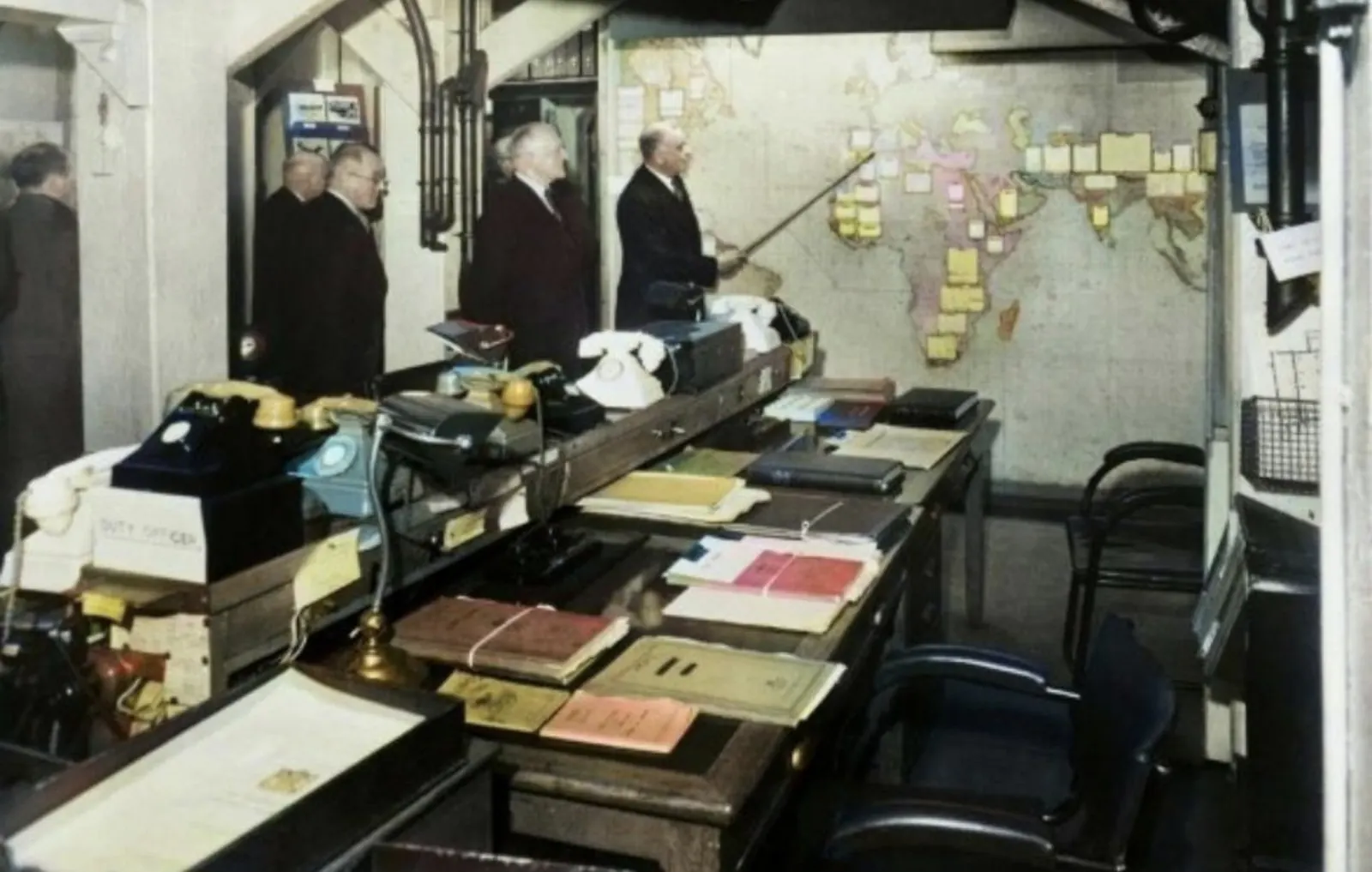 Historic Crisis Committee conference scene 2